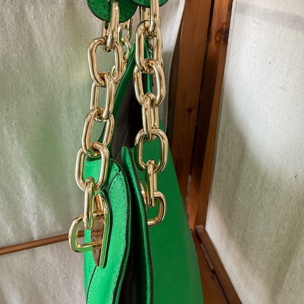 Michael Kors Lillie Large Chain Shoulder Tote - Picture 12 of 12